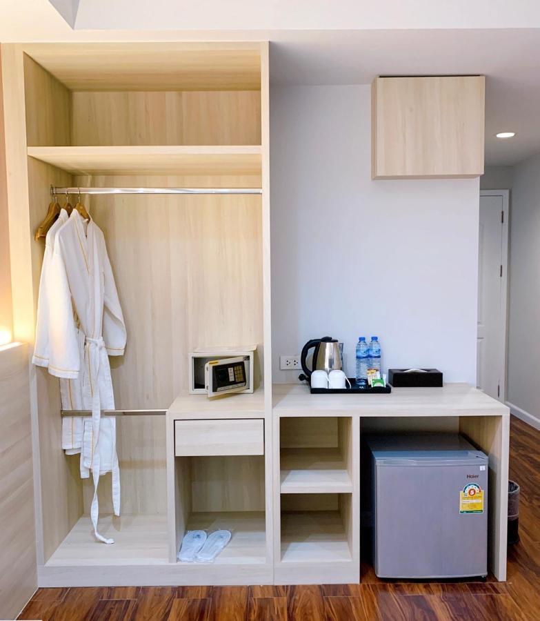Miloft Sathorn - Sha Certified Hotel