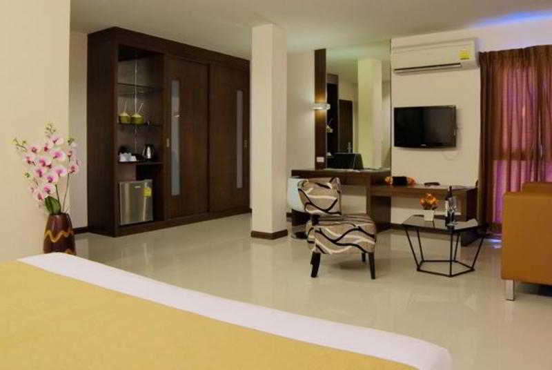 Hotel Grand Alpine Bangkok