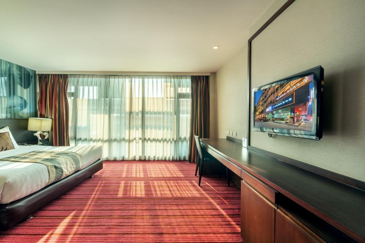 M2 De Hotel 5*