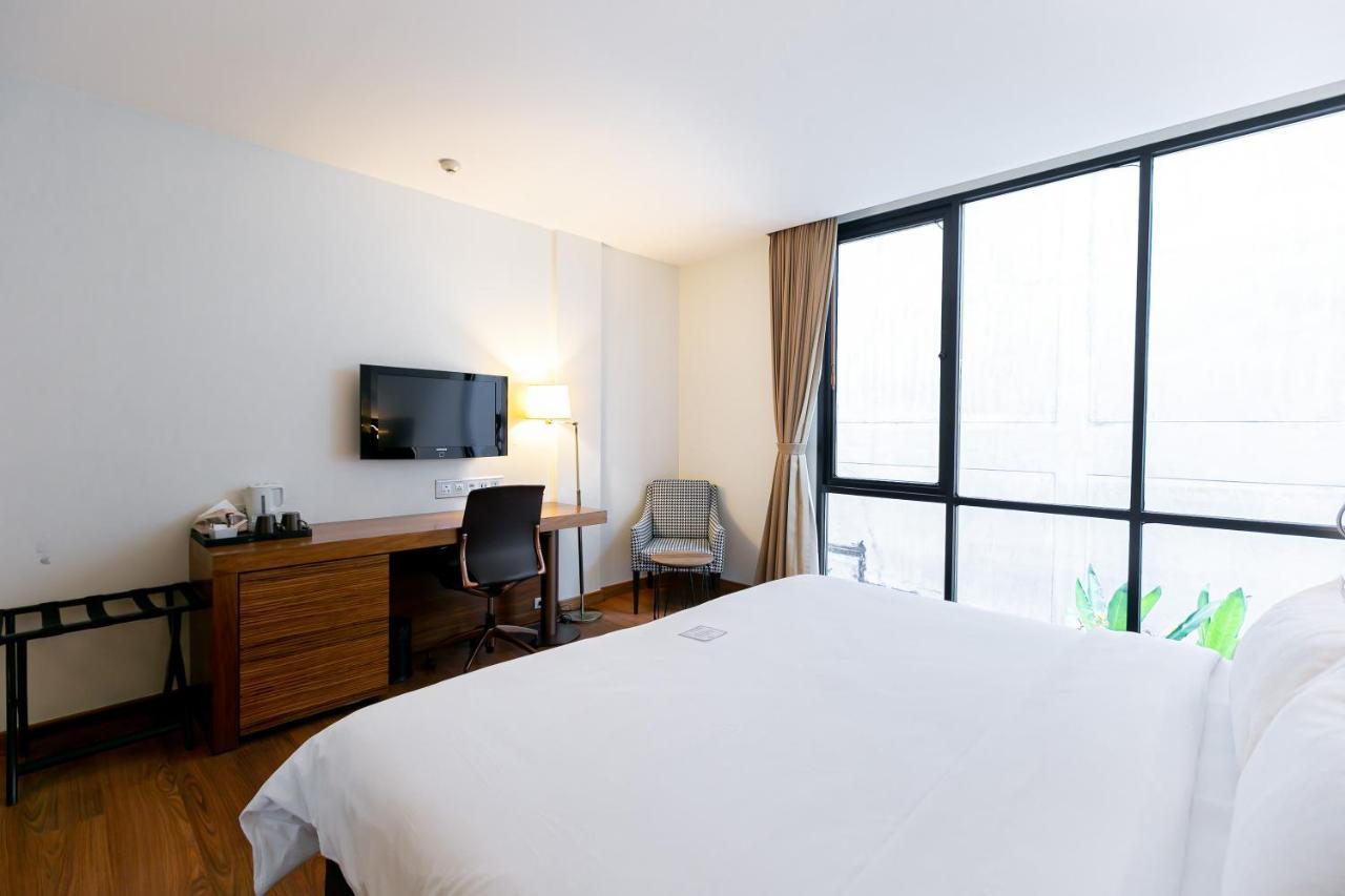 Sacha's Uno Sha Hotel