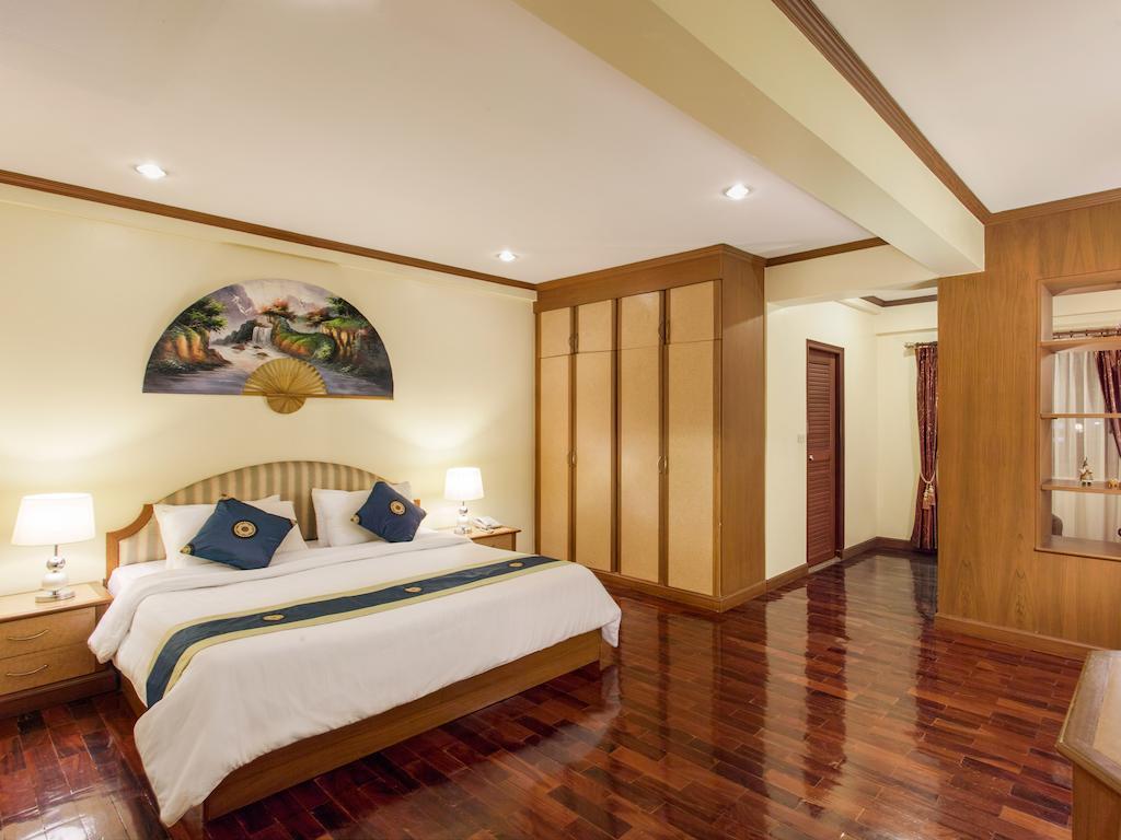 Hotel The Path Siam