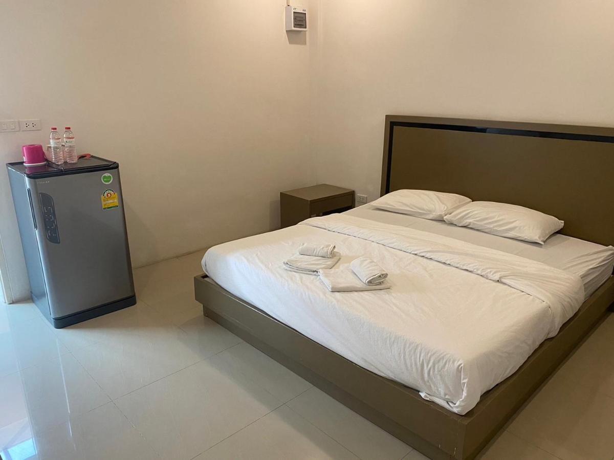 Guest house S.e.t Thanmongkol Bangkok