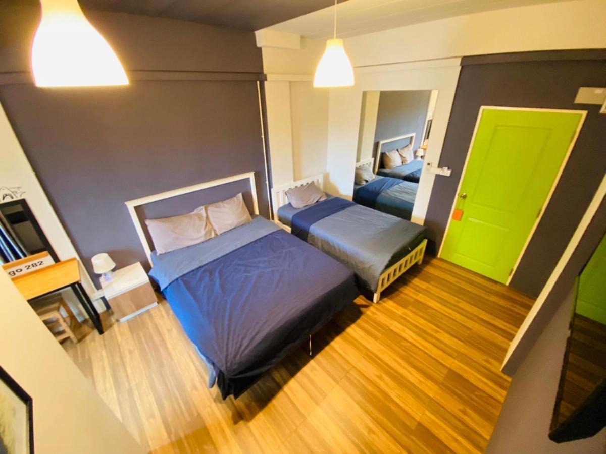 Mango 10 House