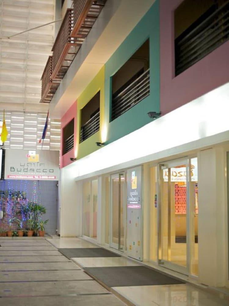Hotel Budacco The Living Place Bangkok
