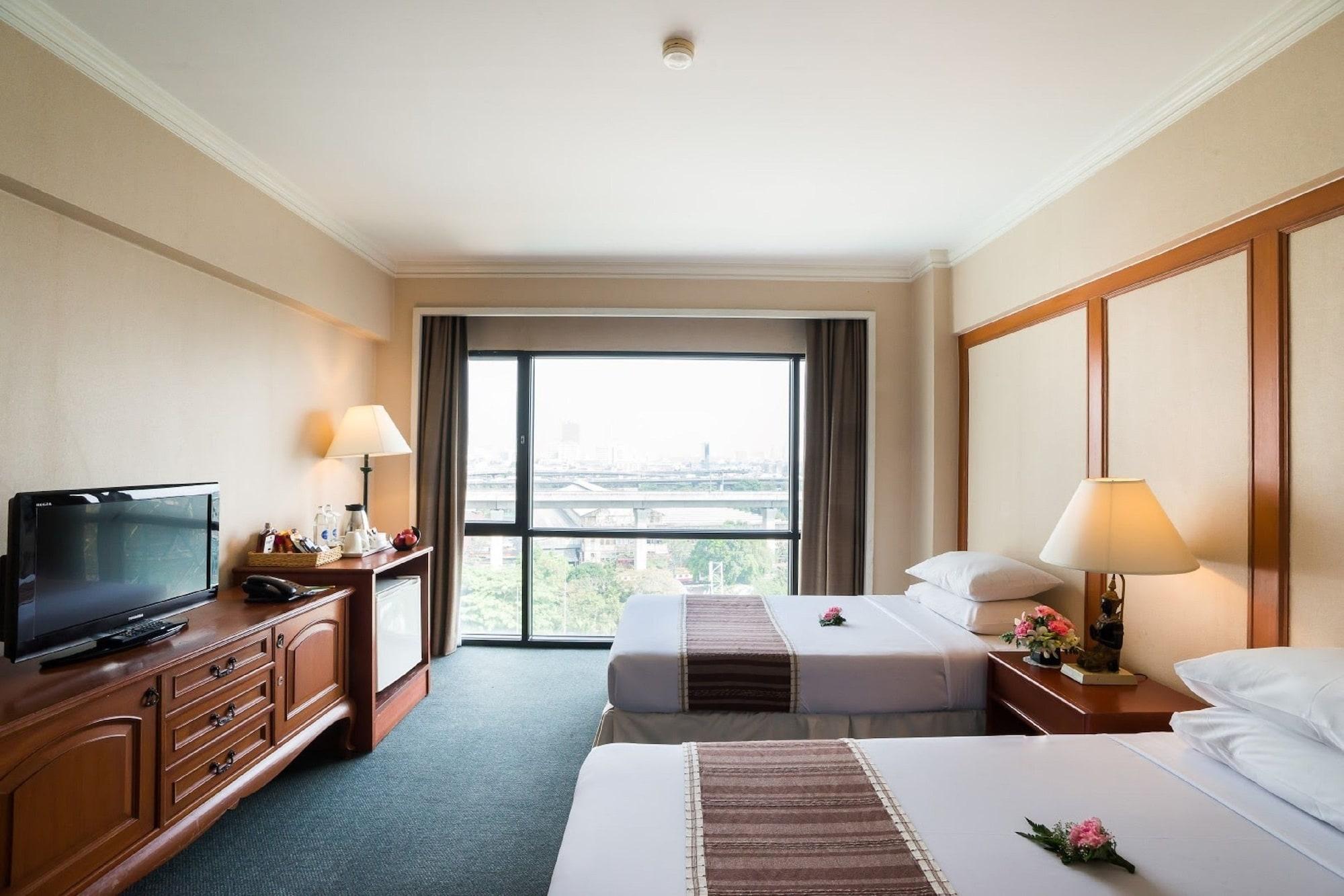 Palace Hotel 5*