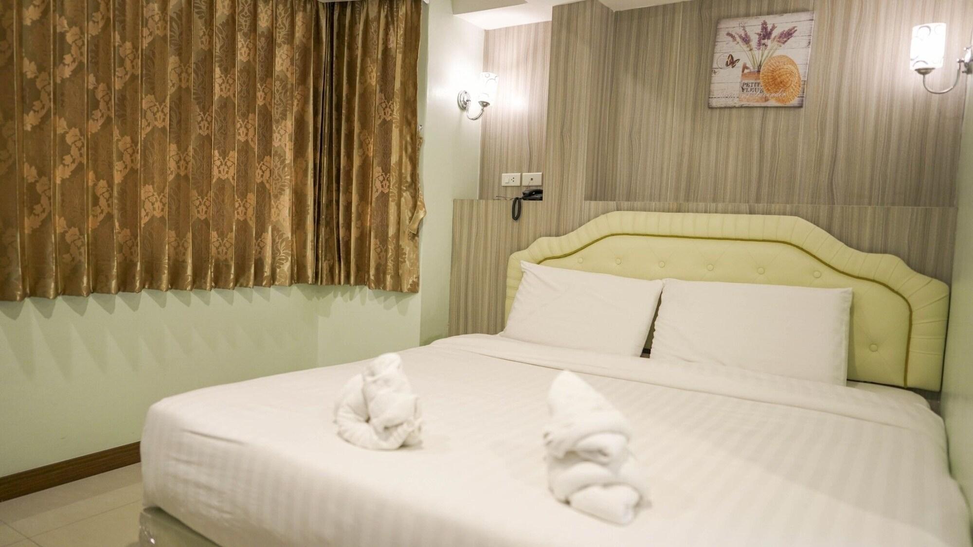 Roomquest Suvarnabhumi Airport Romklao Soi 6 Hotel Bangkok
