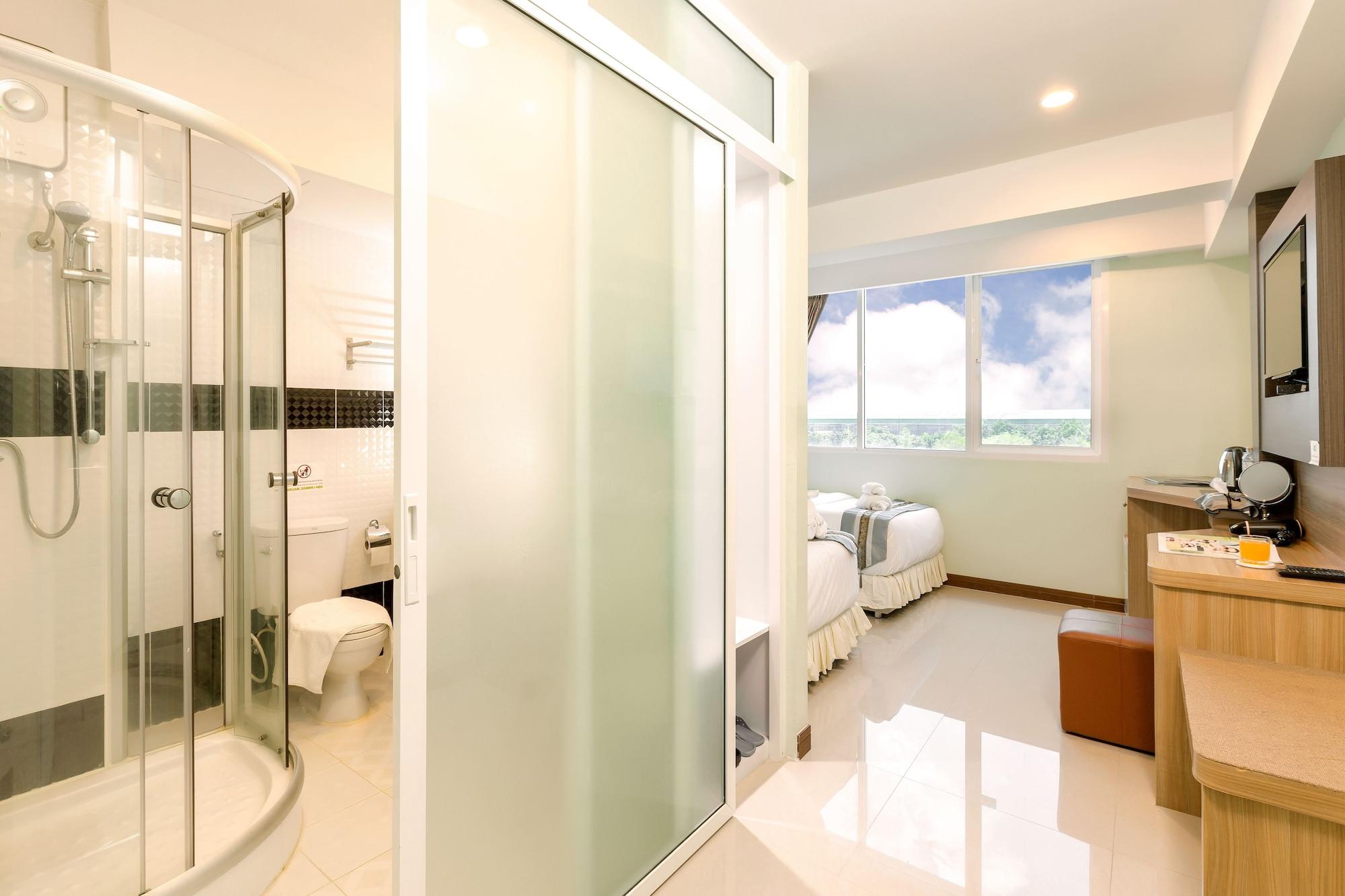 Hotel Roomquest Suvarnabhumi Airport Romklao Soi 6 Bangkok