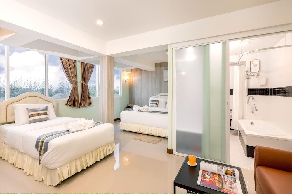 Roomquest Suvarnabhumi Airport Romklao Soi 6 Bangkok
