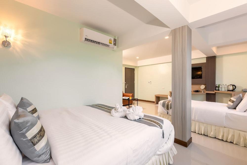 Roomquest Suvarnabhumi Airport Romklao Soi 6 Bangkok