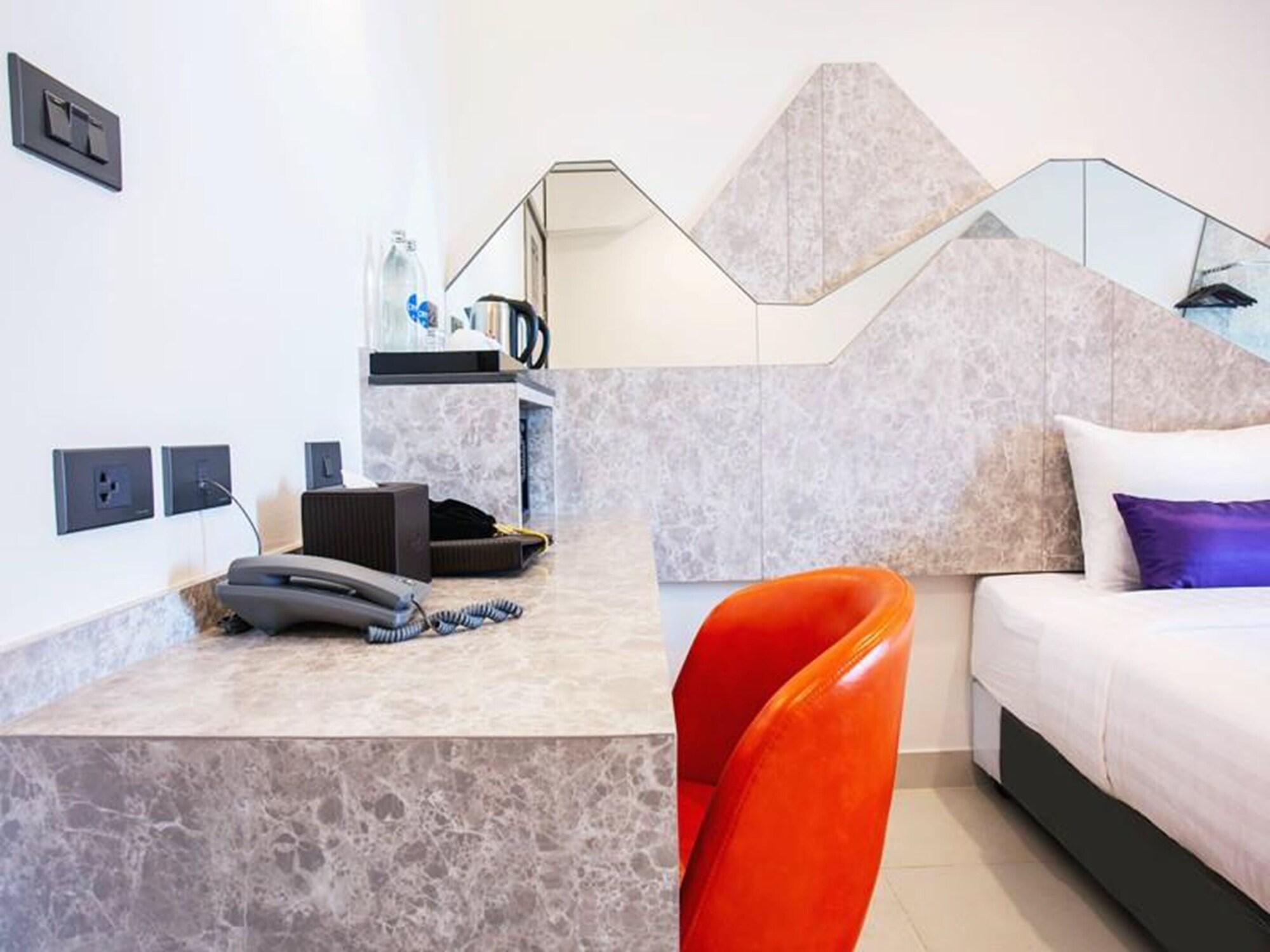 Cubic Pratunam Hotel 3*