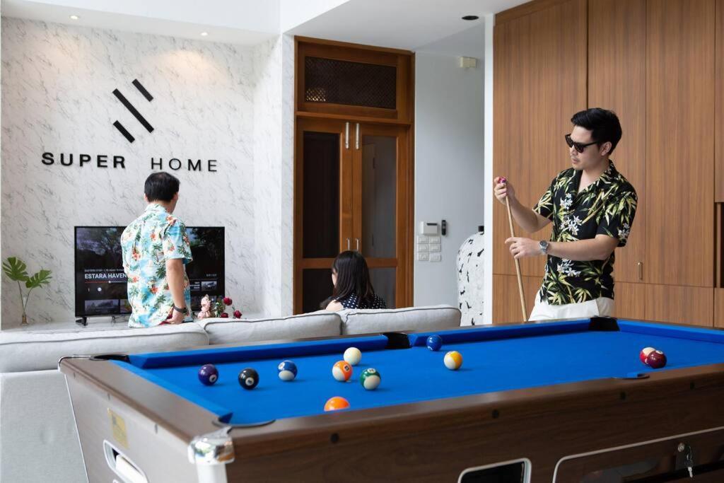 Luxury Pool Thonglor Bangkok