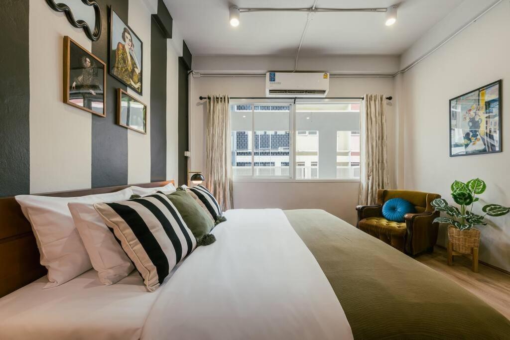 Sukhumvit Entire House 7 Pax - 2 Mins Walk From Skytrain Apartamento Bangkok