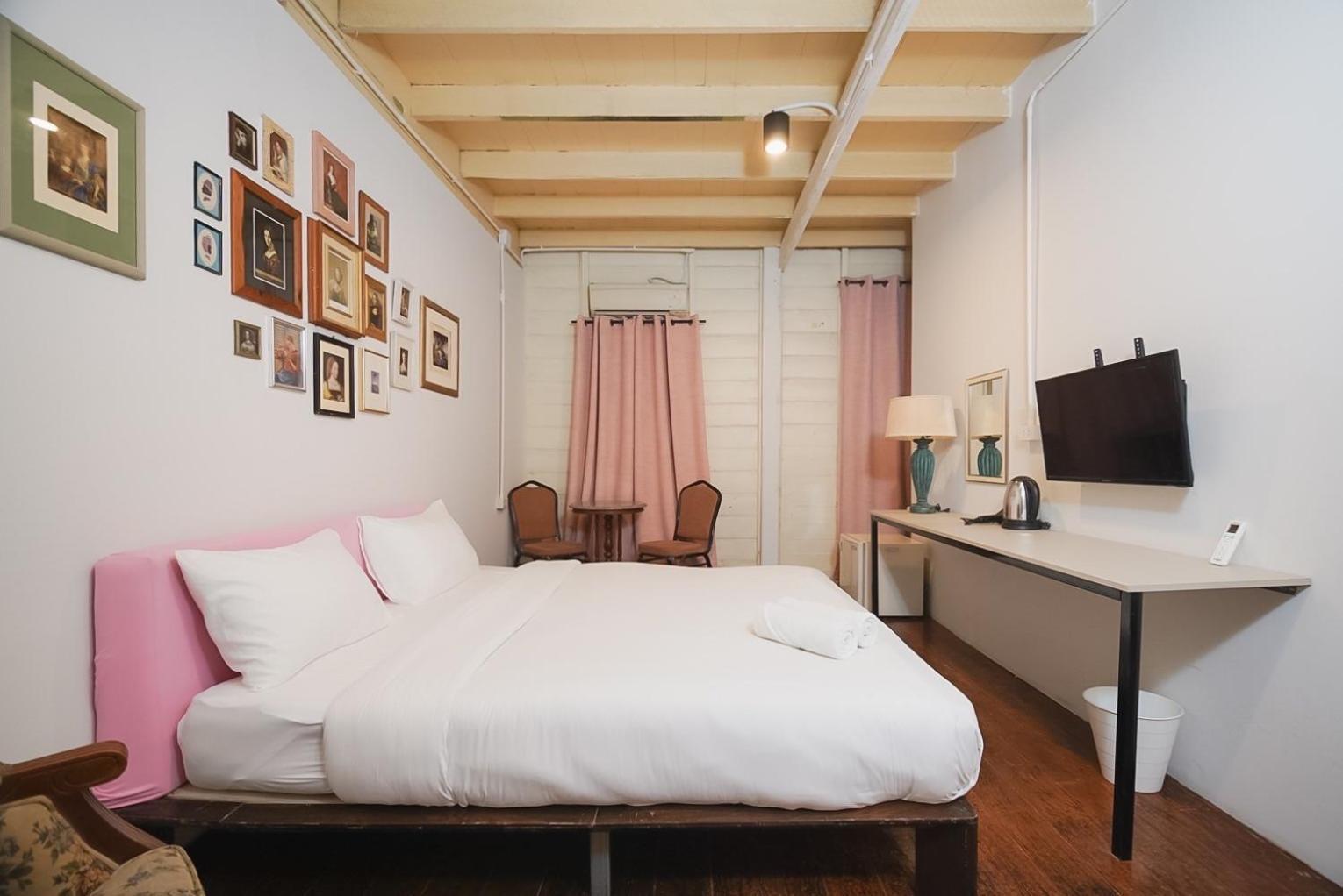 Mitr Yaowarat Apartment *