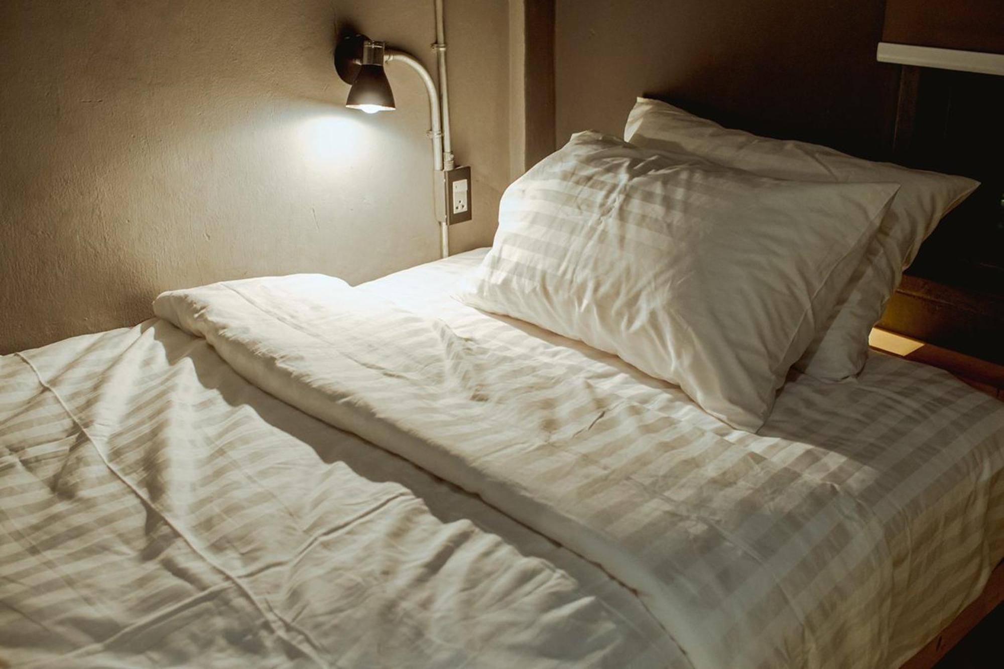 Zeds Hostel *