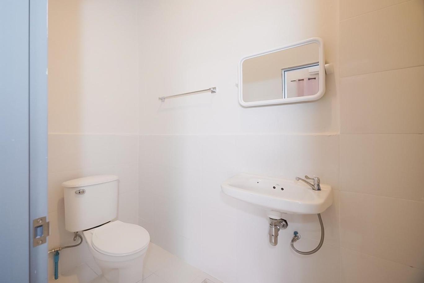 Mitr Yaowarat Apartment *