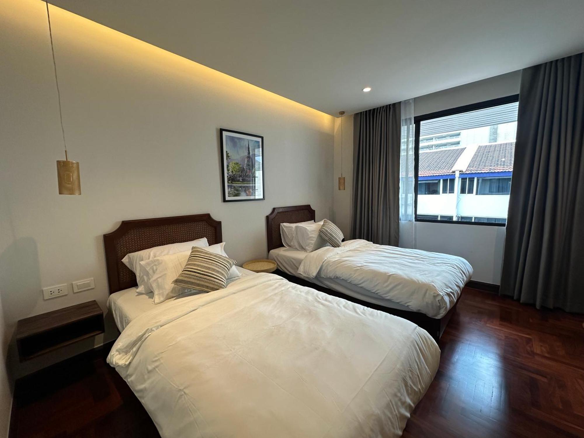 Bunya House Near Bts Asok, Terminal21 Private&cozy Holiday home *