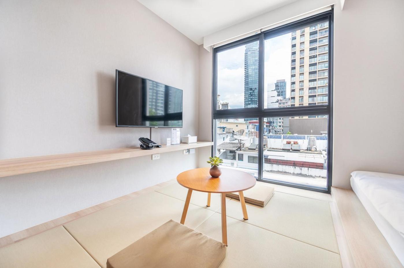Livezen Sukhumvit 4*