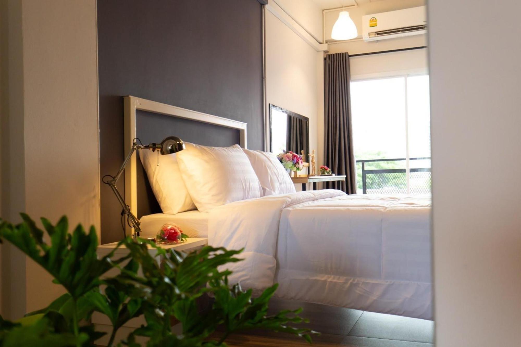 Mango 10 House Hotel