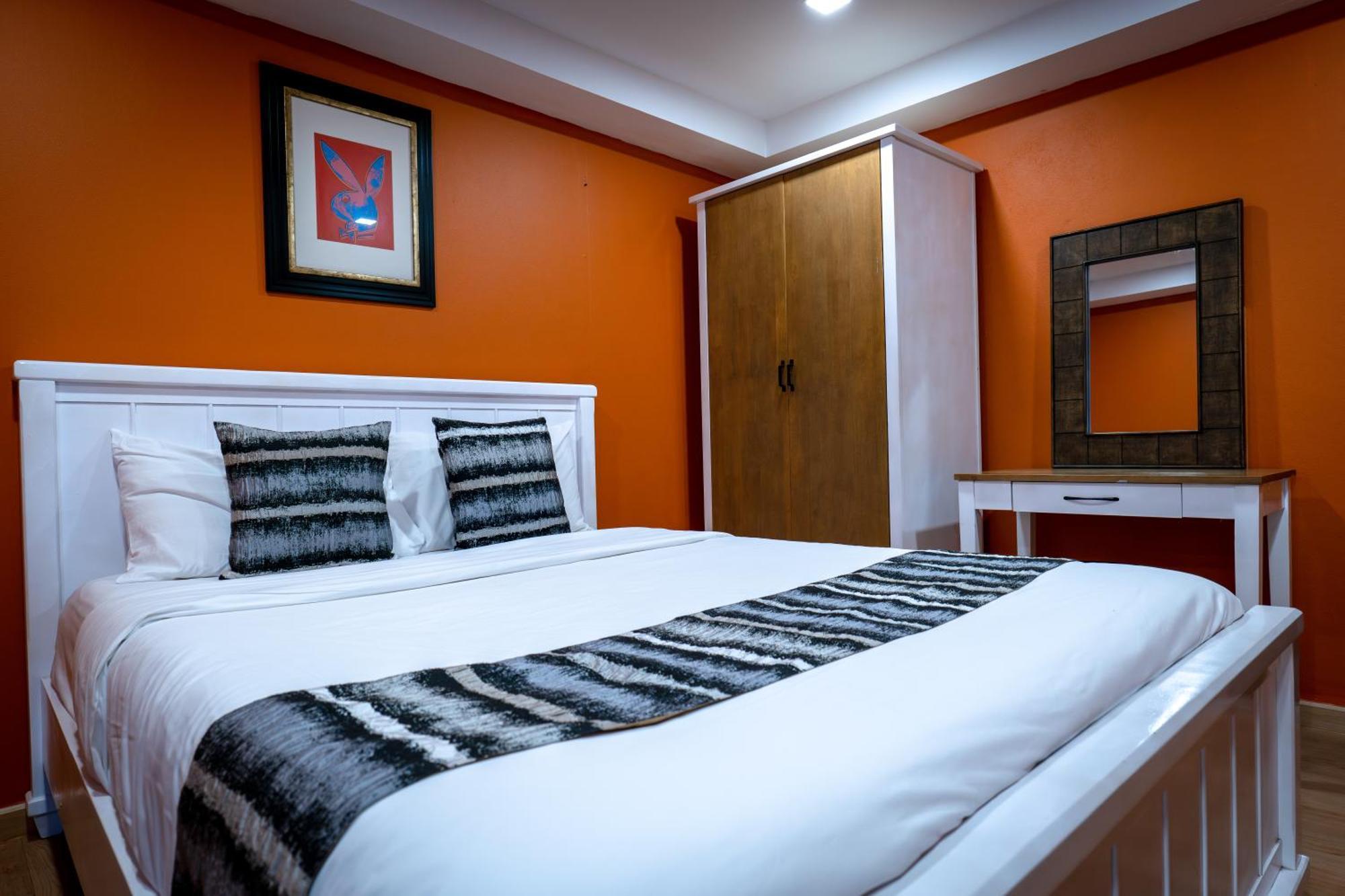 Anandpura Riverside 4*