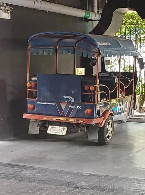 Sukhumvit Soi 10 In Style