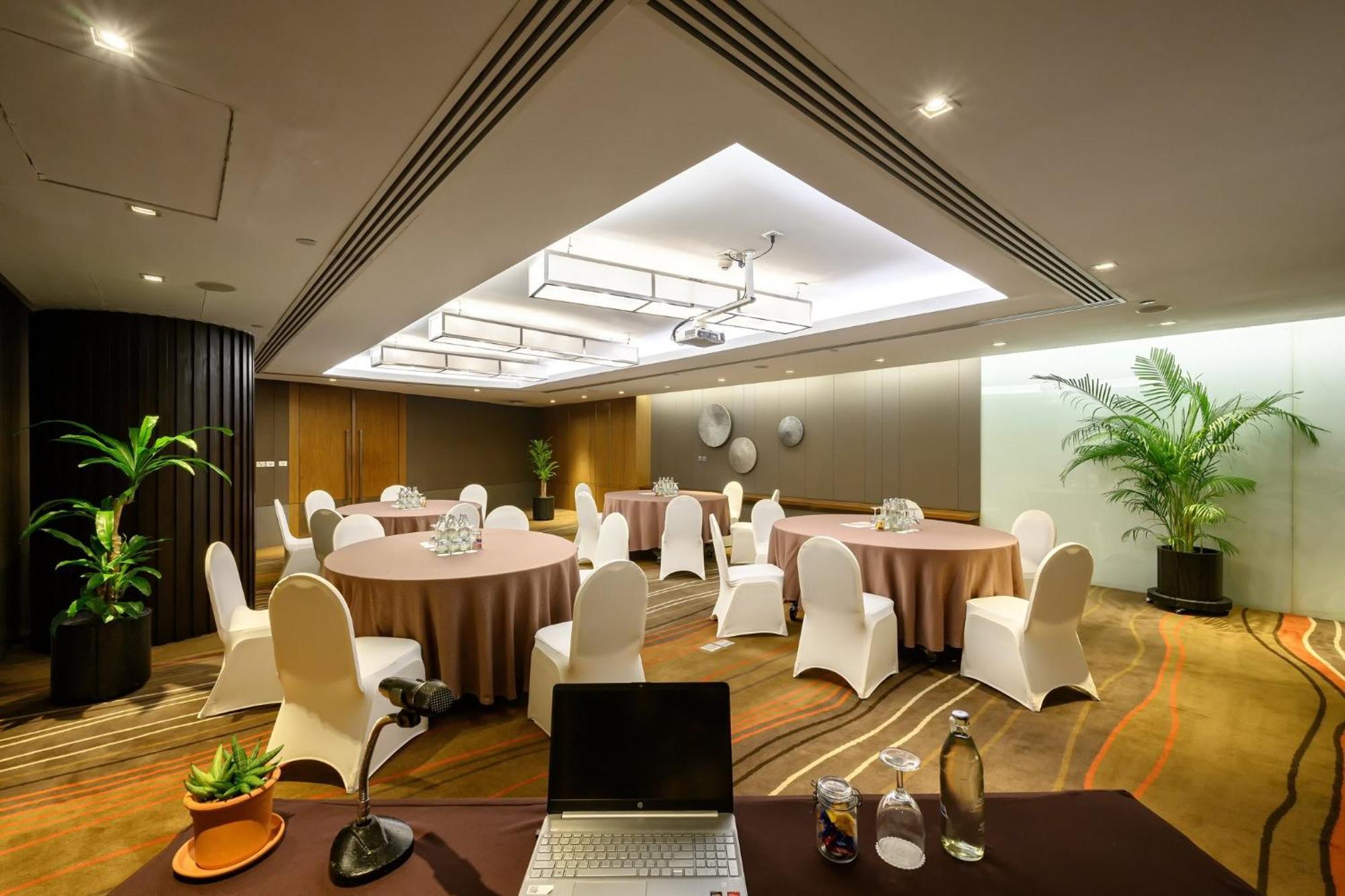Centara Grand At Plaza Ladprao