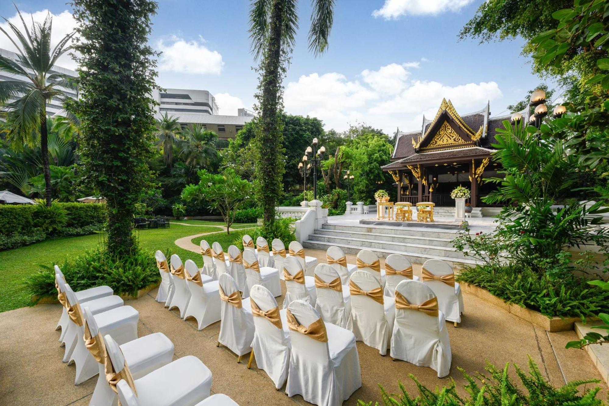 Centara Grand At Plaza Ladprao Bangkok