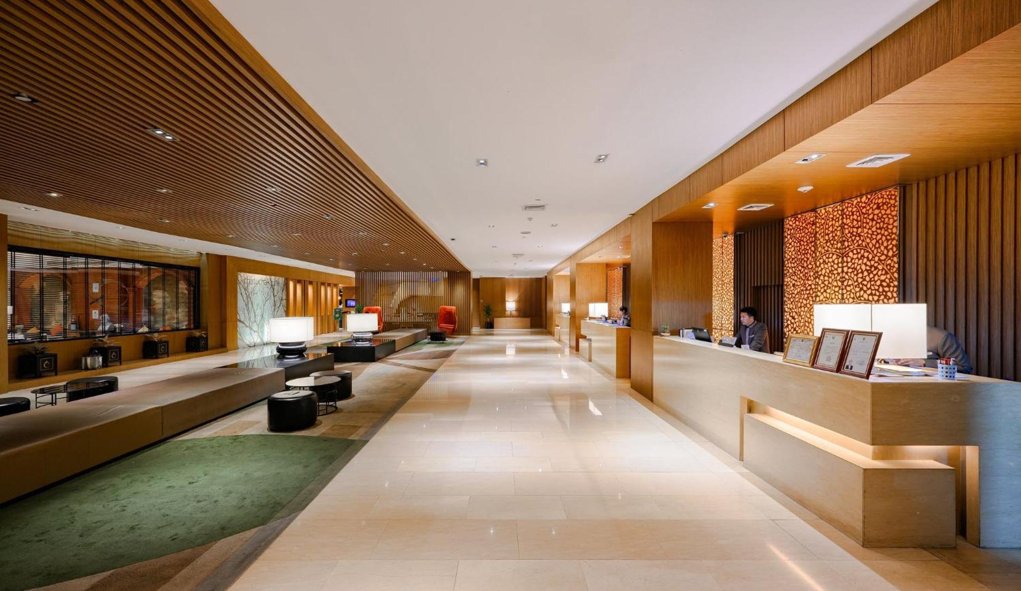 Centara Grand At Plaza Ladprao Hotel 5*