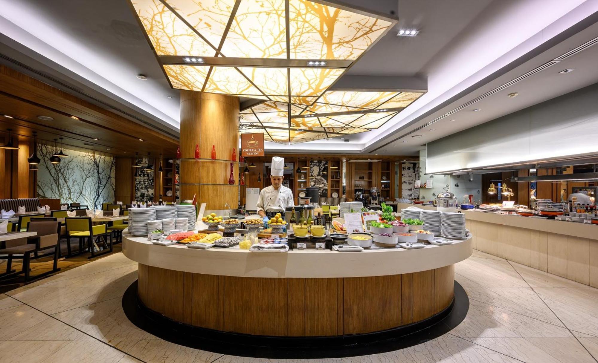 Centara Grand At Plaza Ladprao Hotel