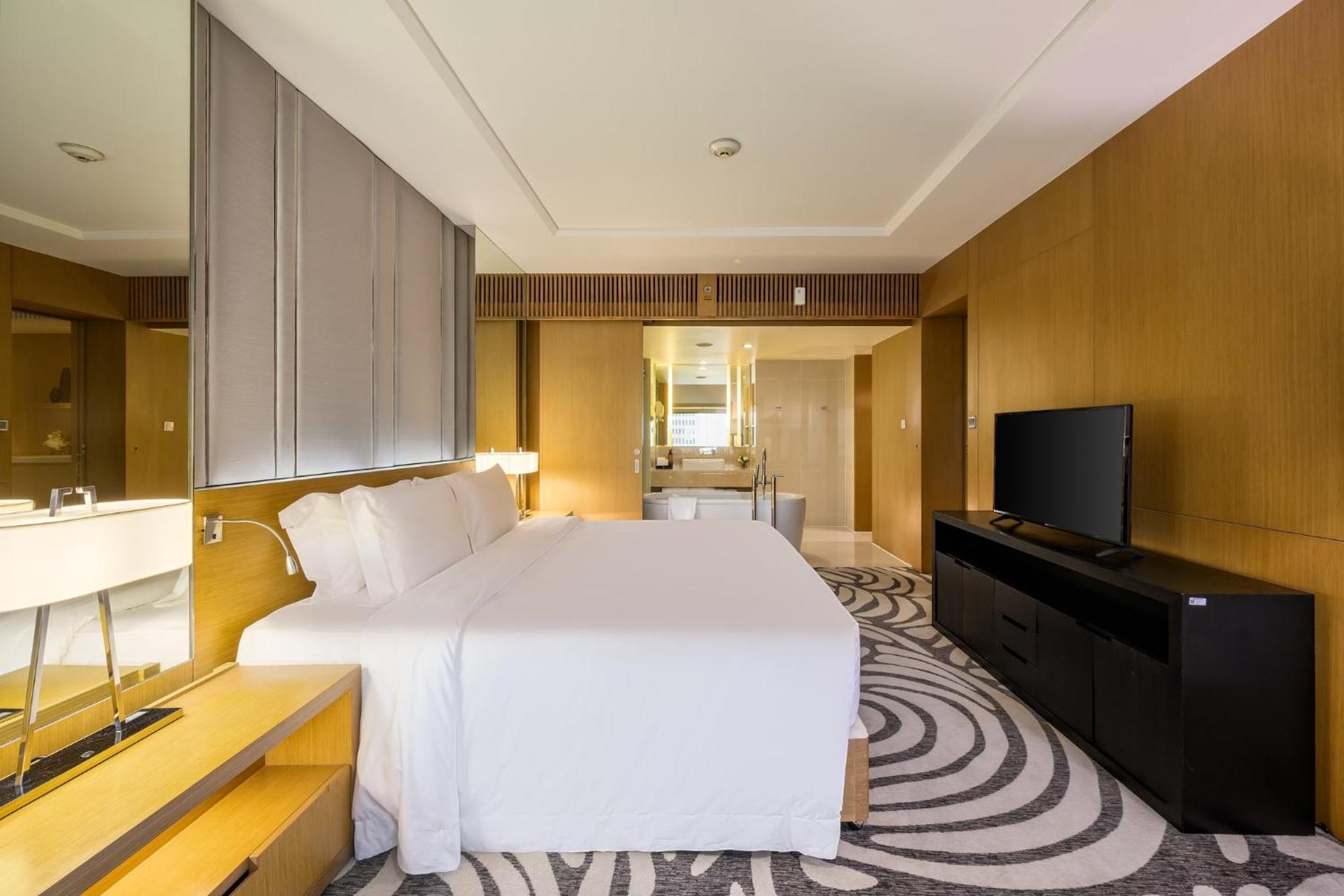 Hotel Centara Grand At Plaza Ladprao Bangkok