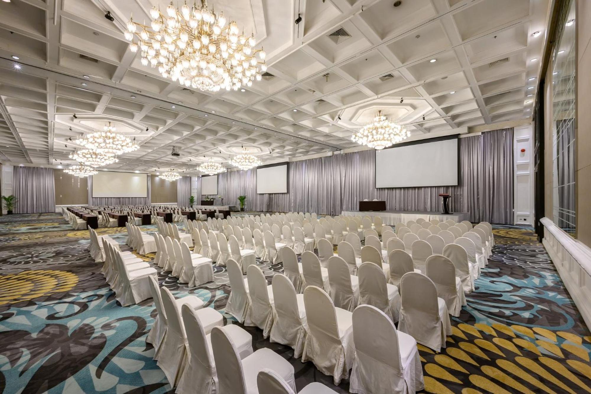 Hotel Centara Grand At Plaza Ladprao