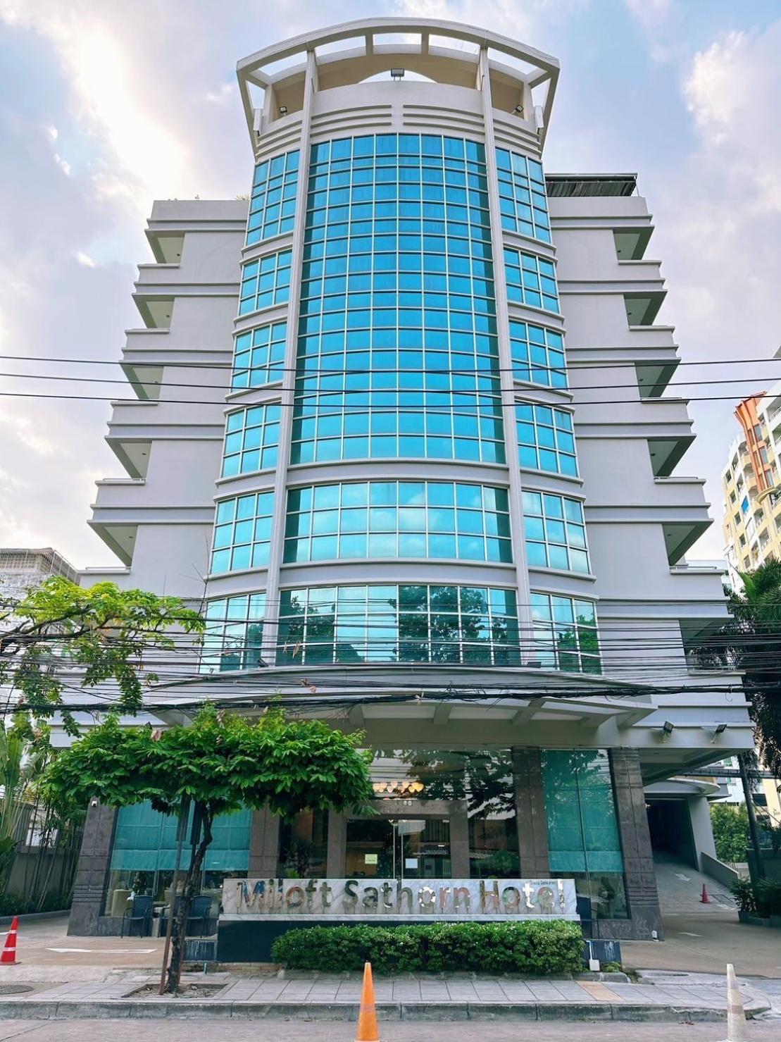 Miloft Sathorn - Sha Certified Hotel