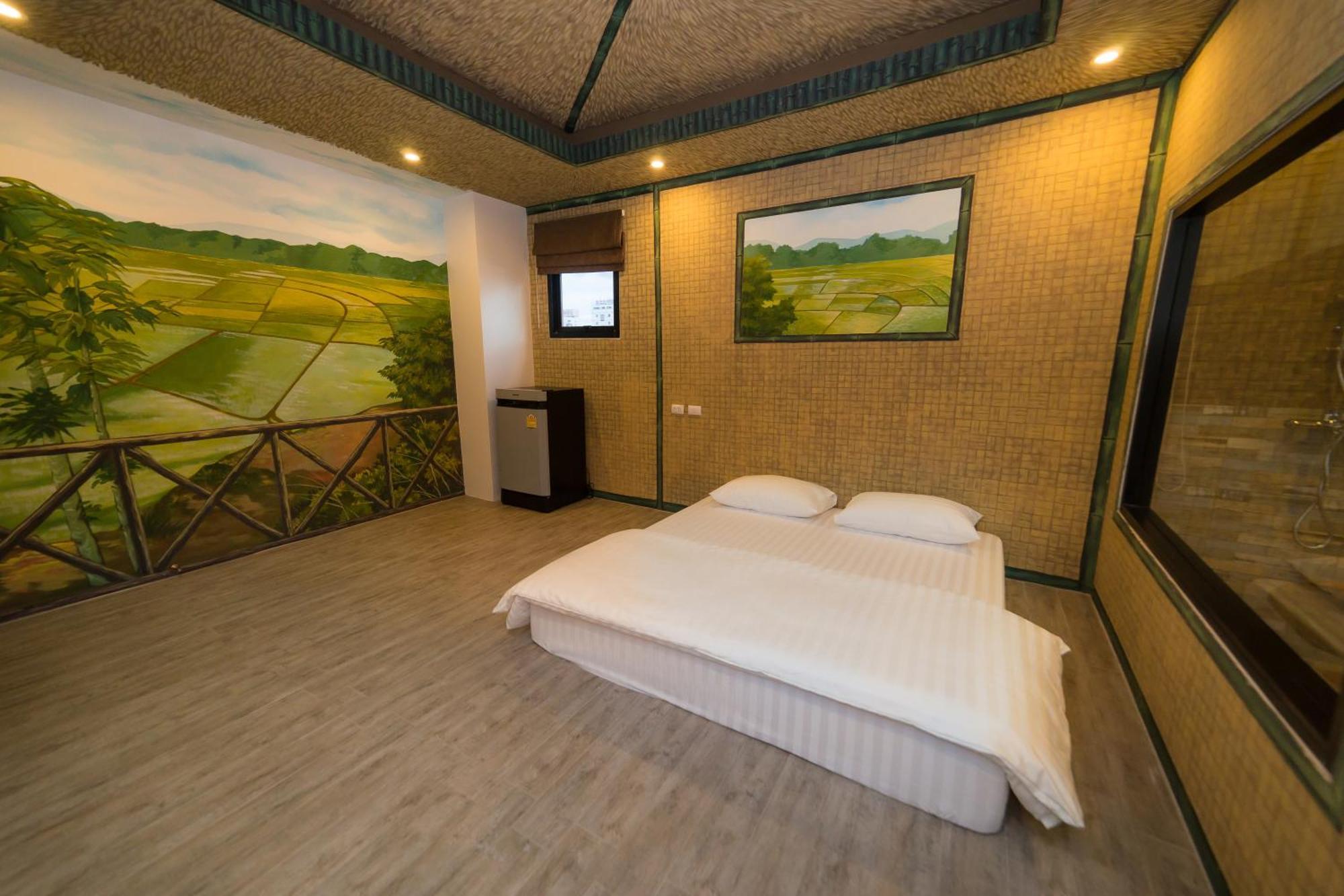 Thongtara House Boutique Srinakarin Hotel 4*