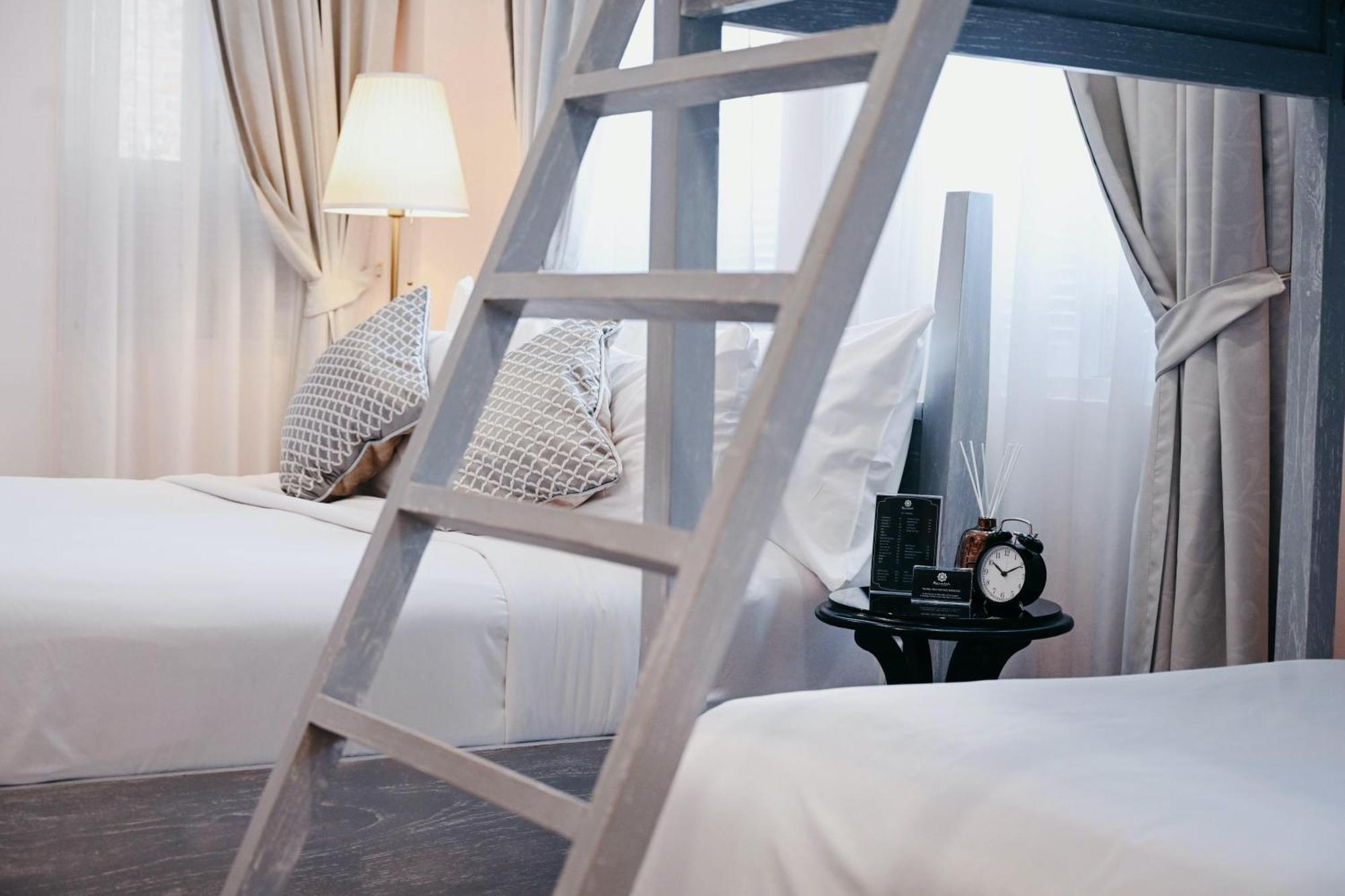 Noursabah Boutique Bed Bangkok Bed & Breakfast 3*