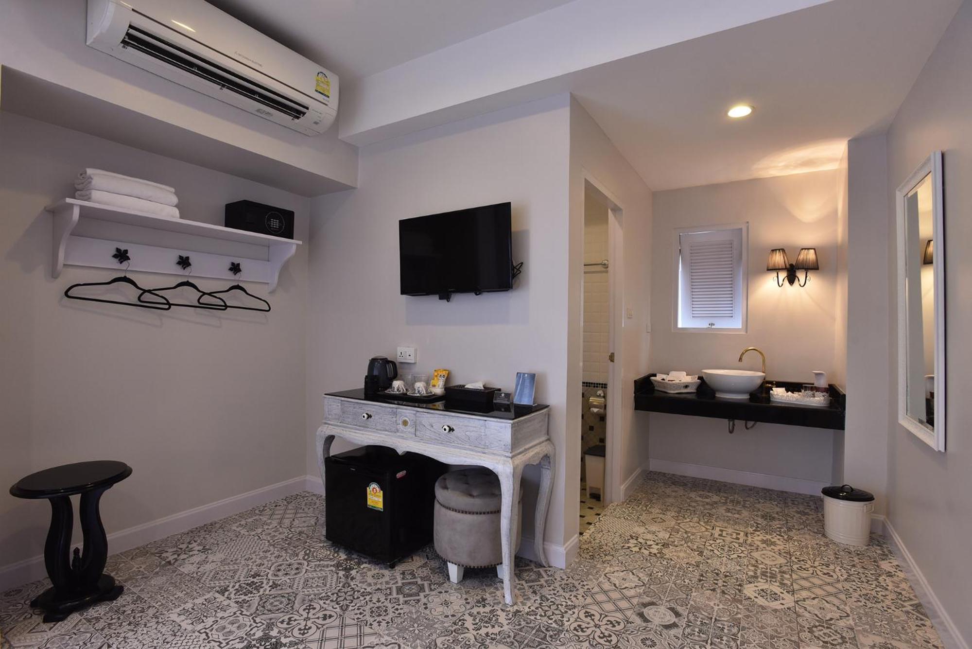 Noursabah Boutique Bed Bangkok