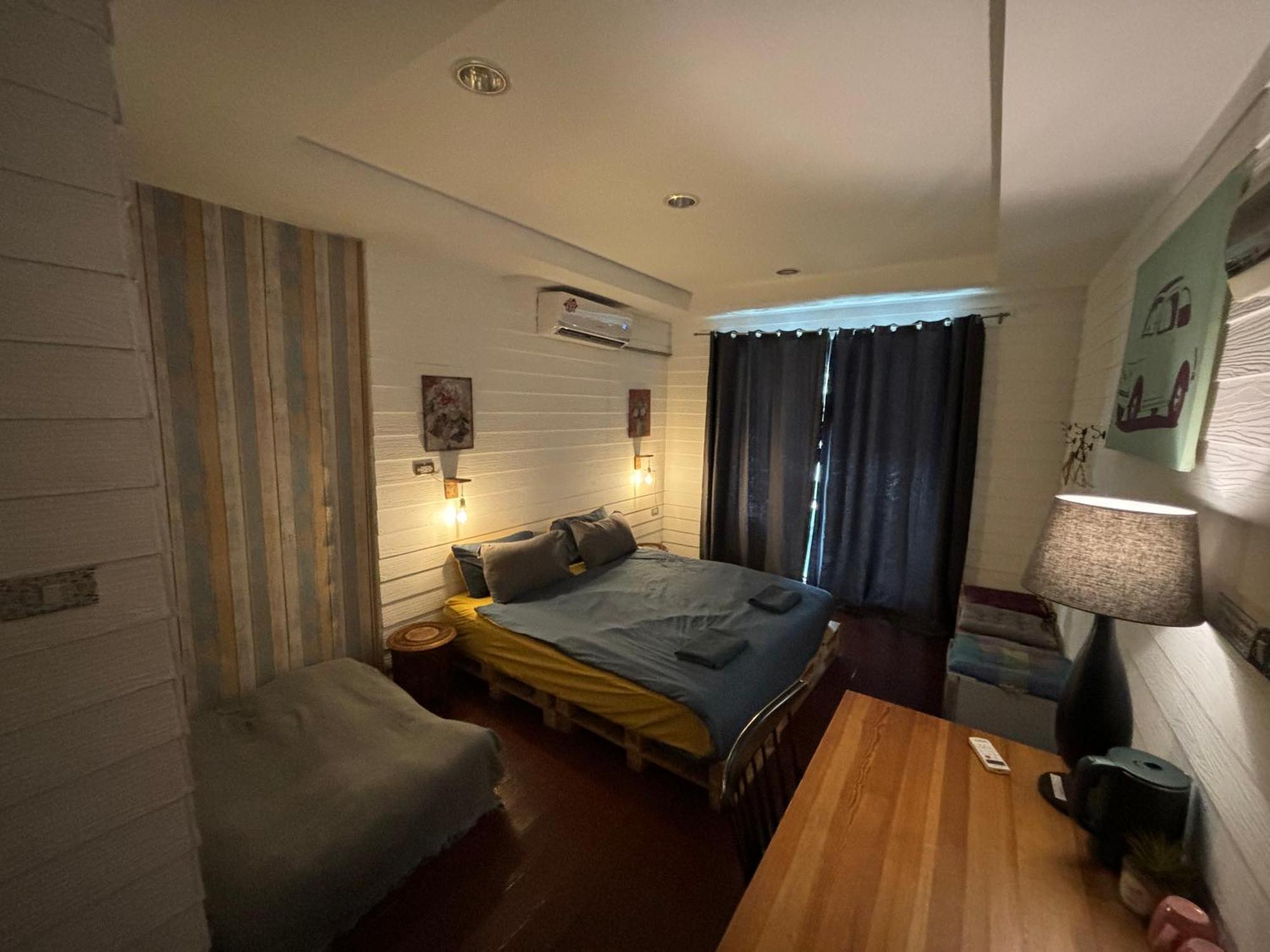 La Hotel