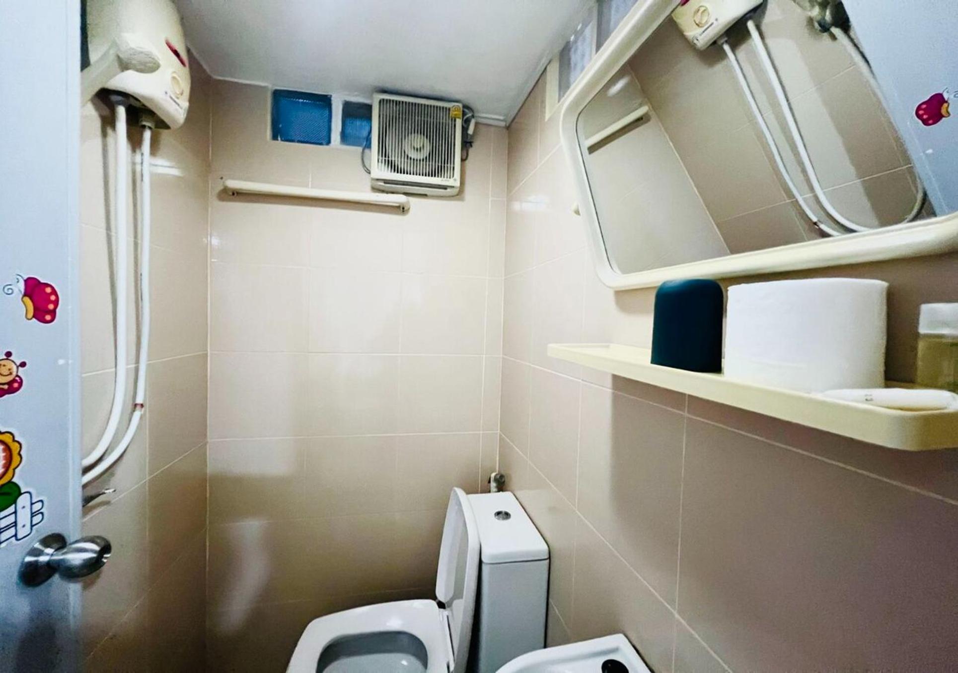 Ree House@soi Cowboy-asoke Bts-mrt Casa de hóspedes