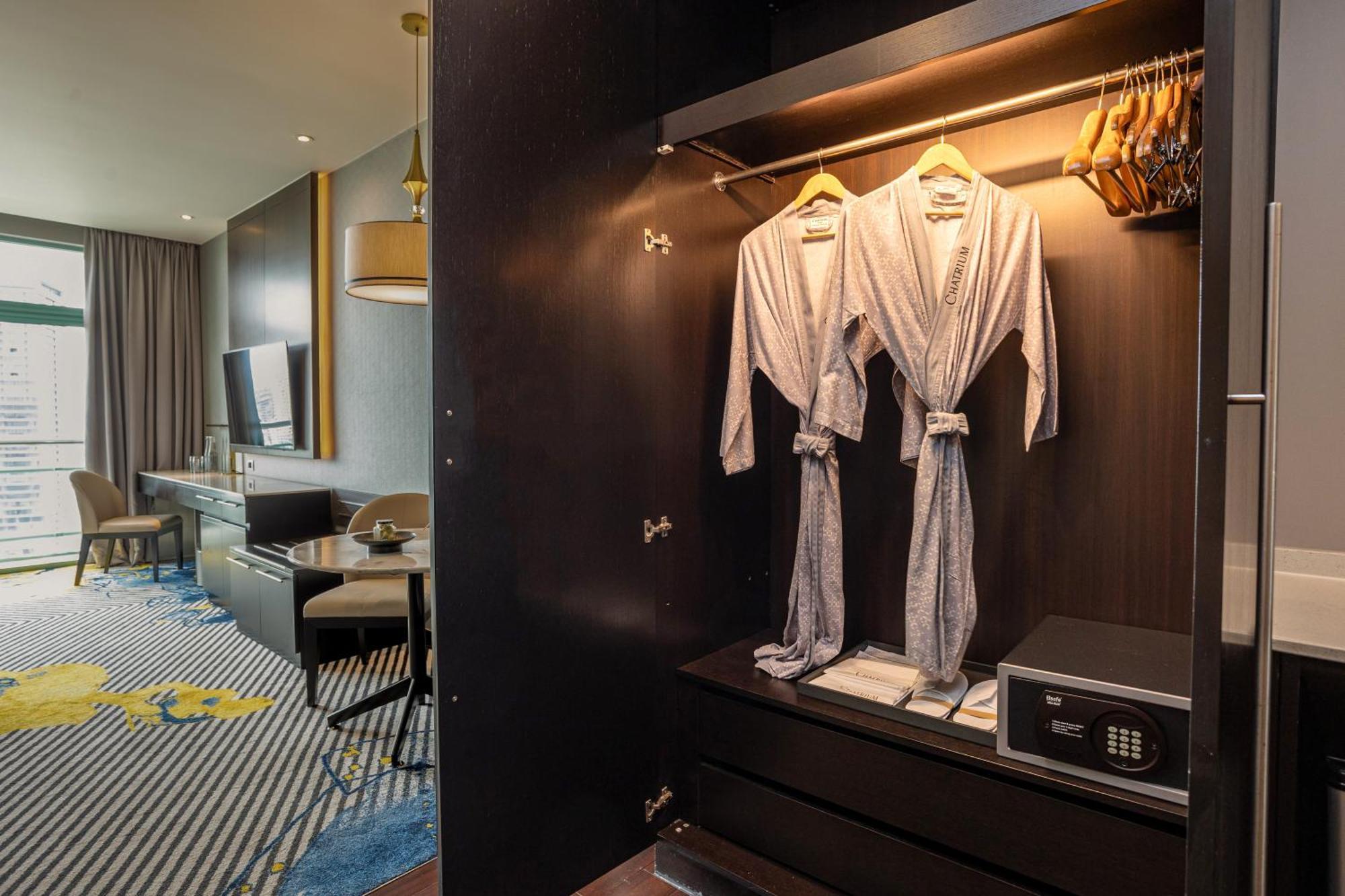Hotel Chatrium Riverside 5*