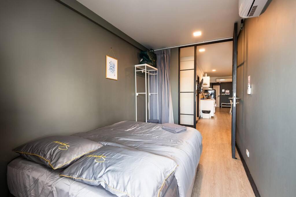 State Tower 2 Bed View Bangrak Near Icon Siam Bangkok