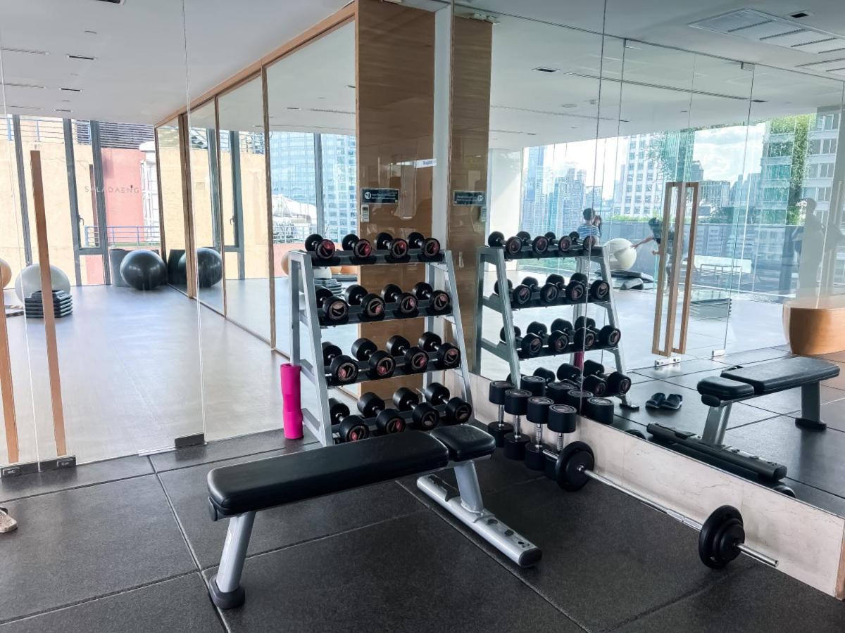 Extravagant 65 Sqm 1br - Ultra Fast Wifi - Silom Apartment