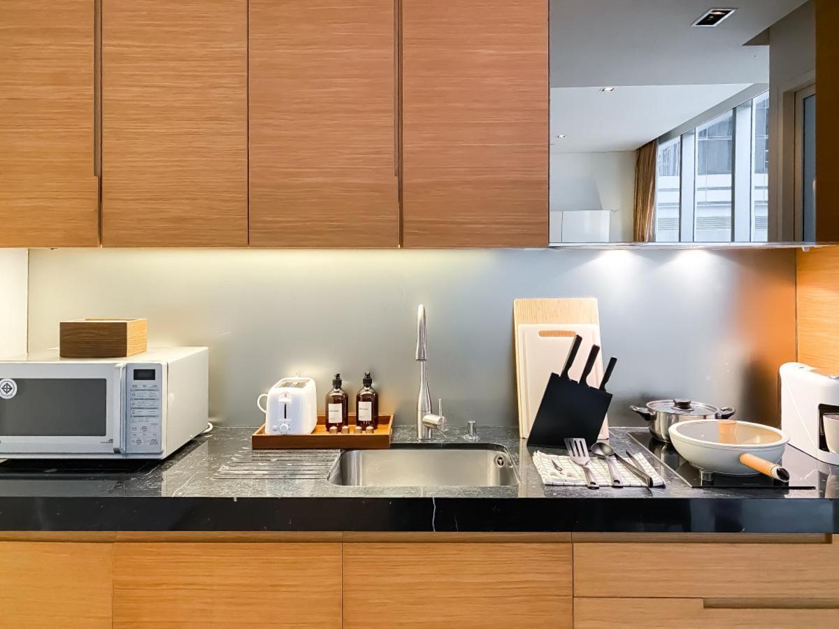 Apartment Extravagant 65 Sqm 1br - Ultra Fast Wifi - Silom