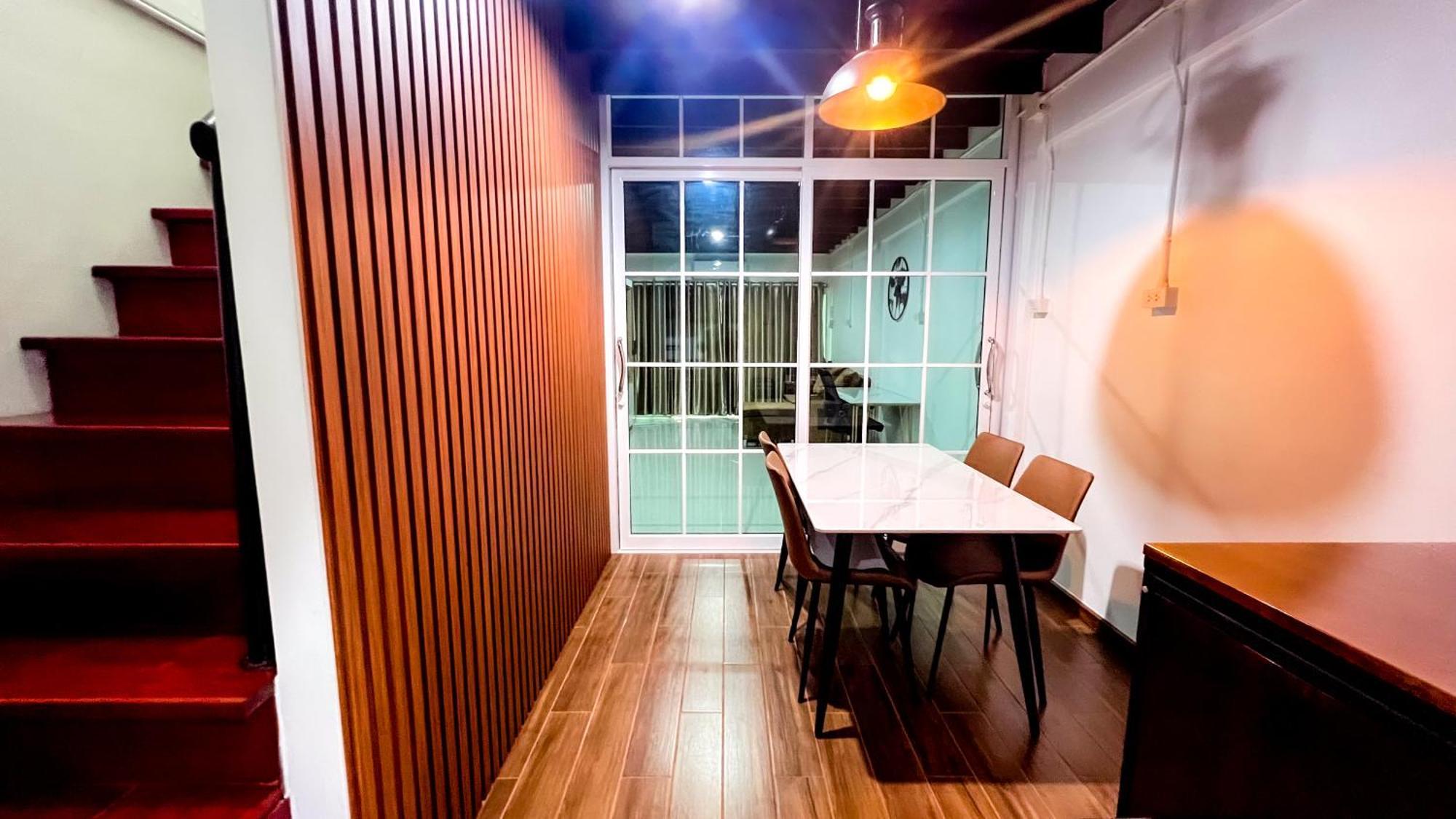 Uourangnamhouse * Bangkok