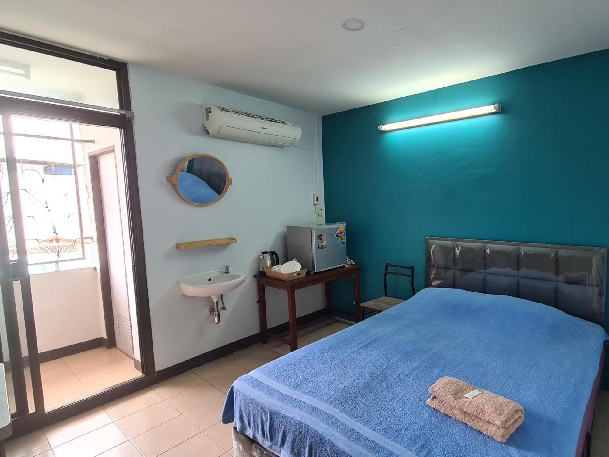 Roong-arun Guest house Bangkok