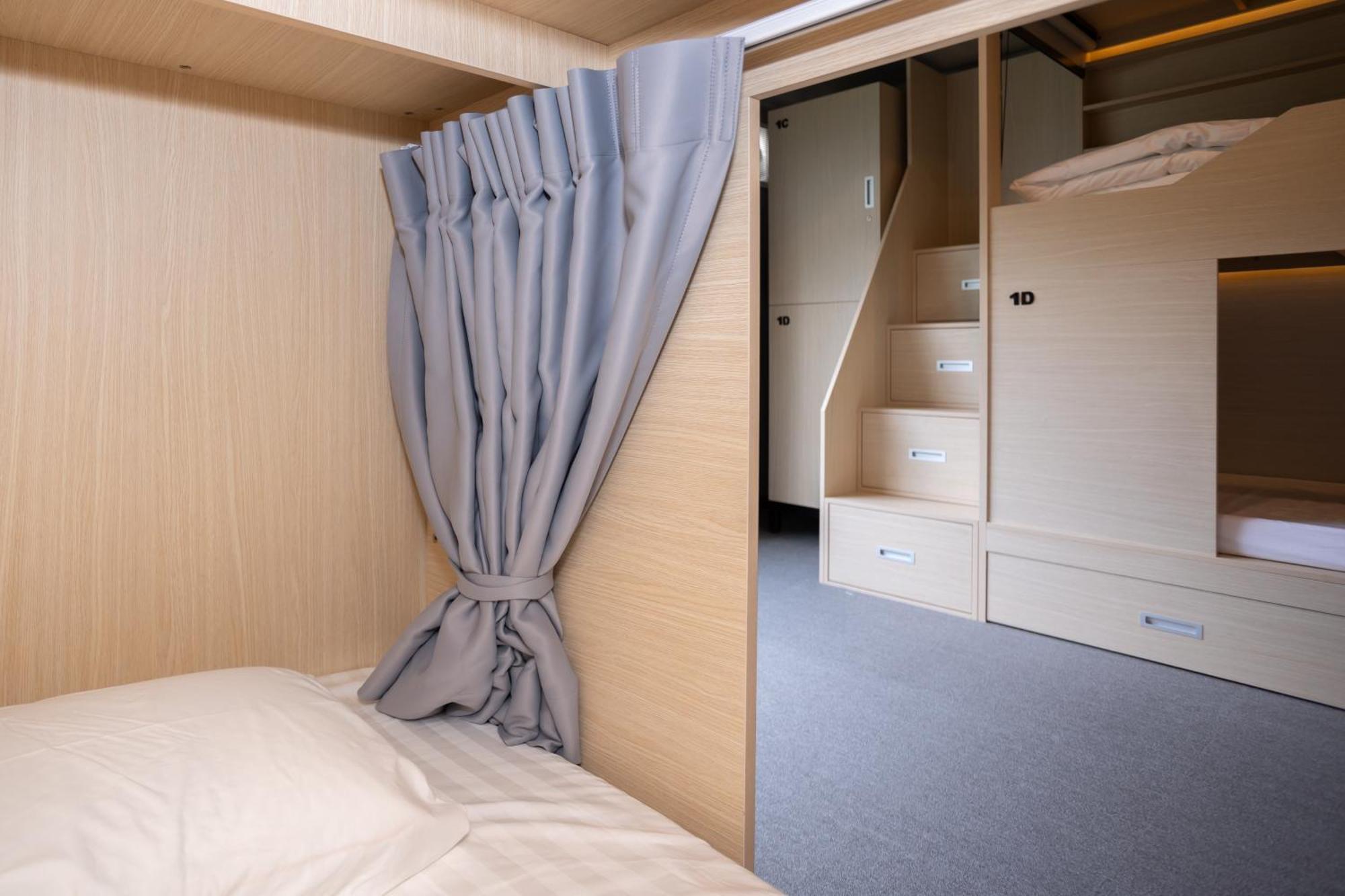 Capsule hotel Dmk Place Bangkok