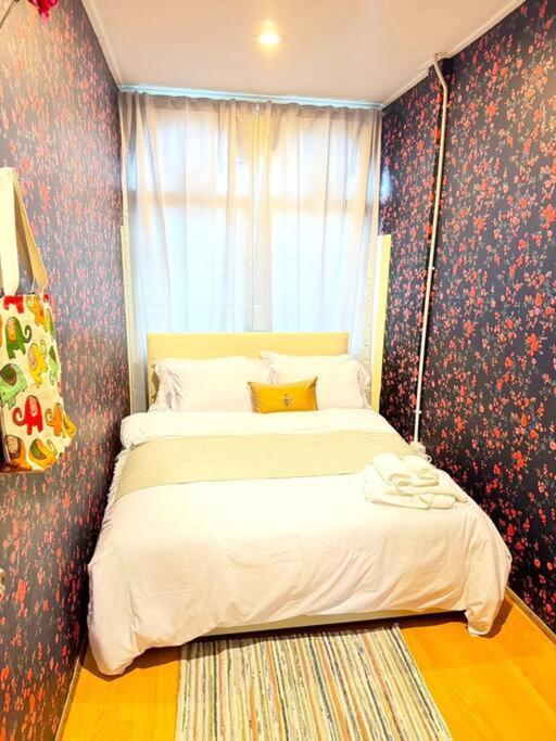 Entire House 6 People 3beds 2baths Near Bts Asoke Terminal21 Holiday home Bangkok