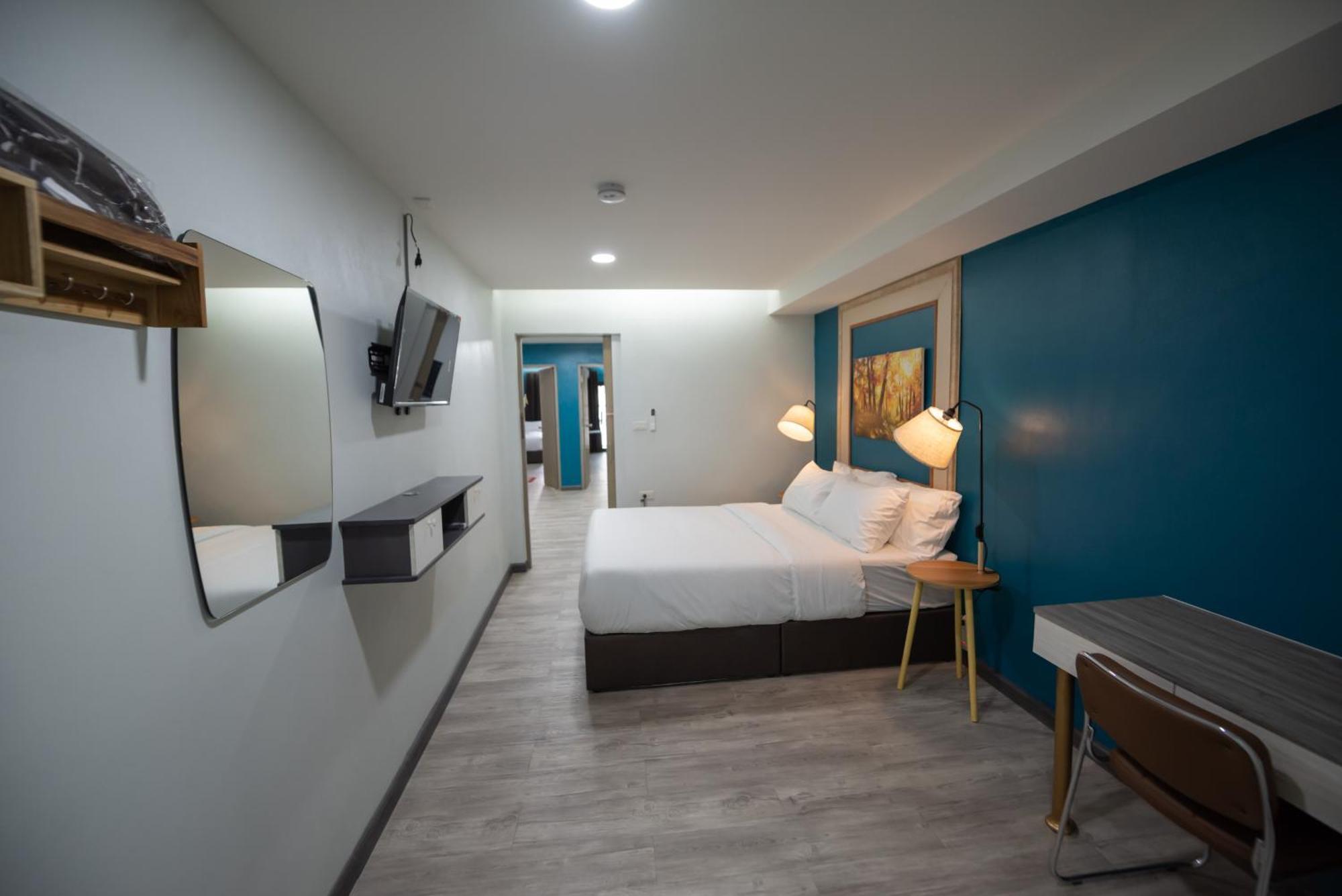 Aparthotel Skylink Homes