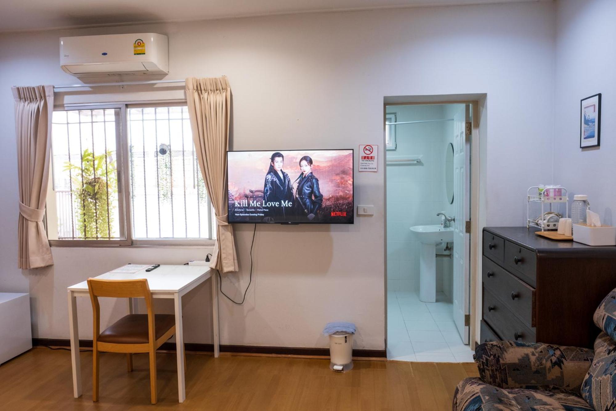 Seven Rabbit House Homestay Bangkok