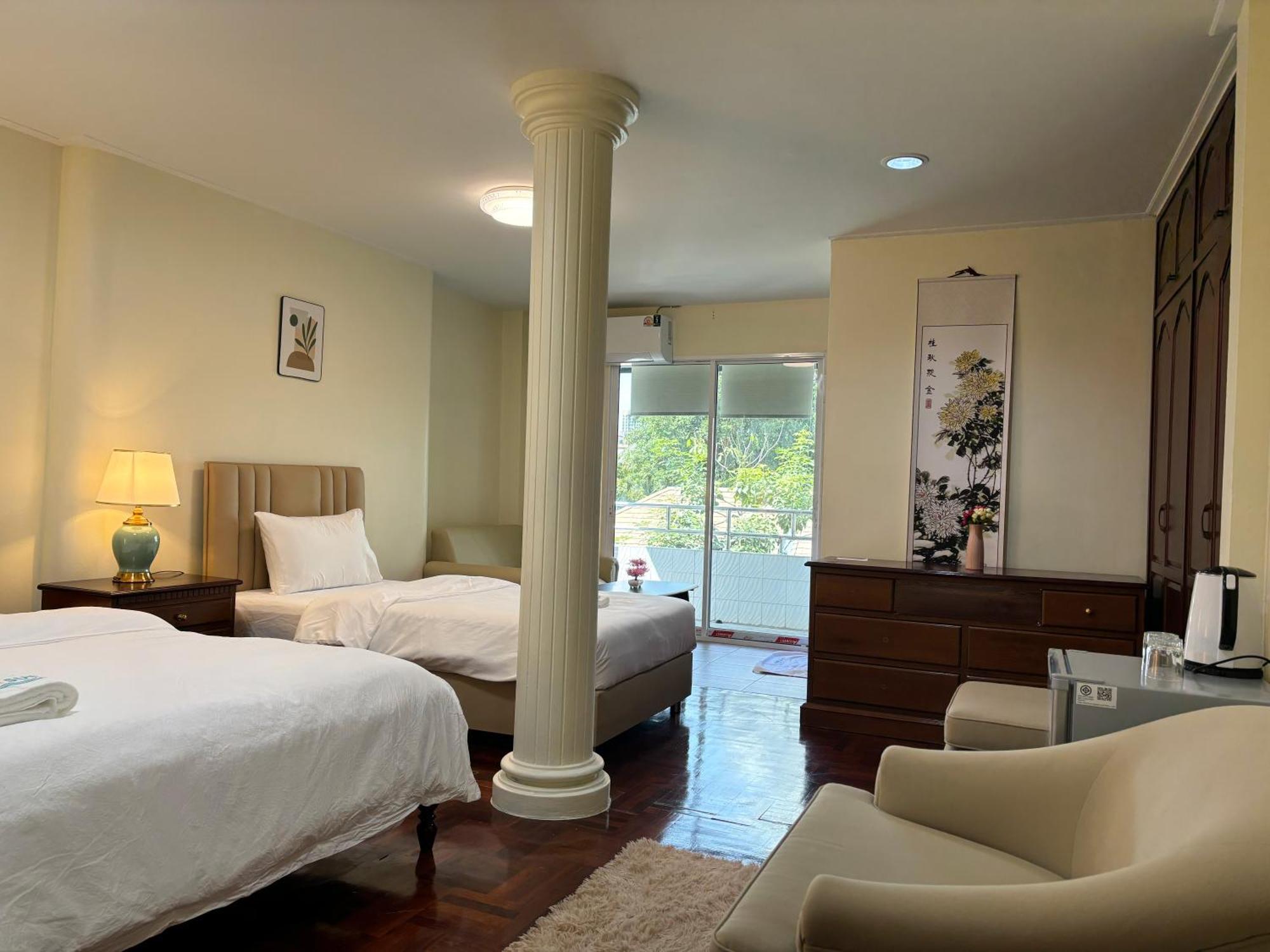 Apamet Sukhumvit 55 Hotel