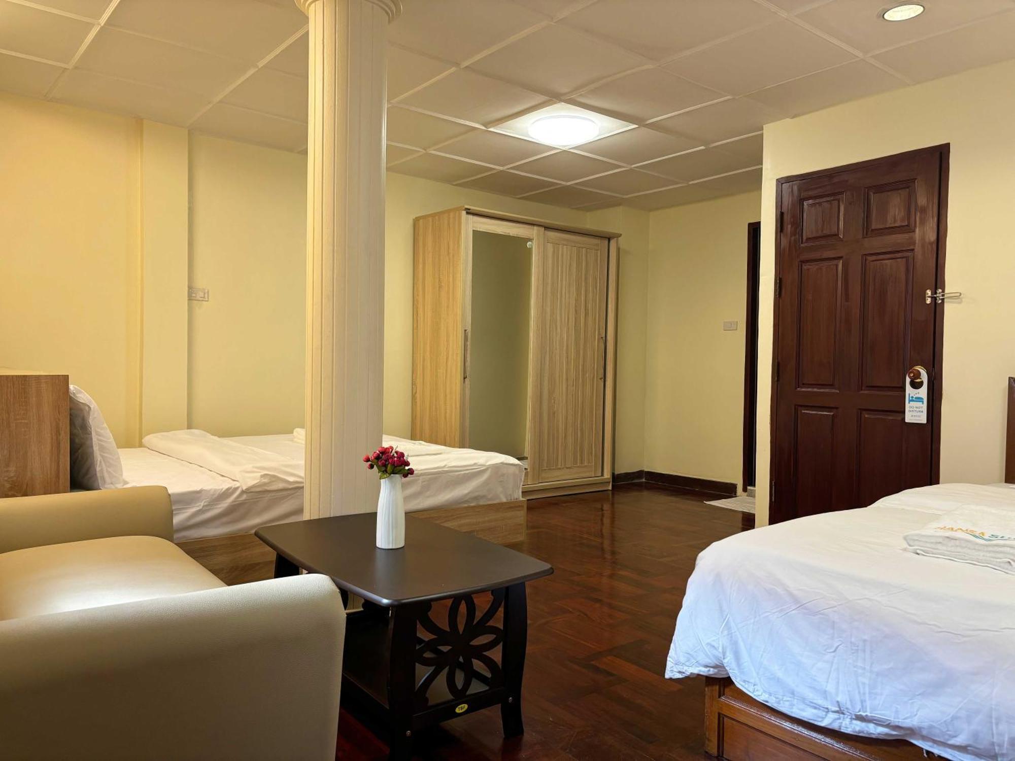 Apamet Sukhumvit 55 *