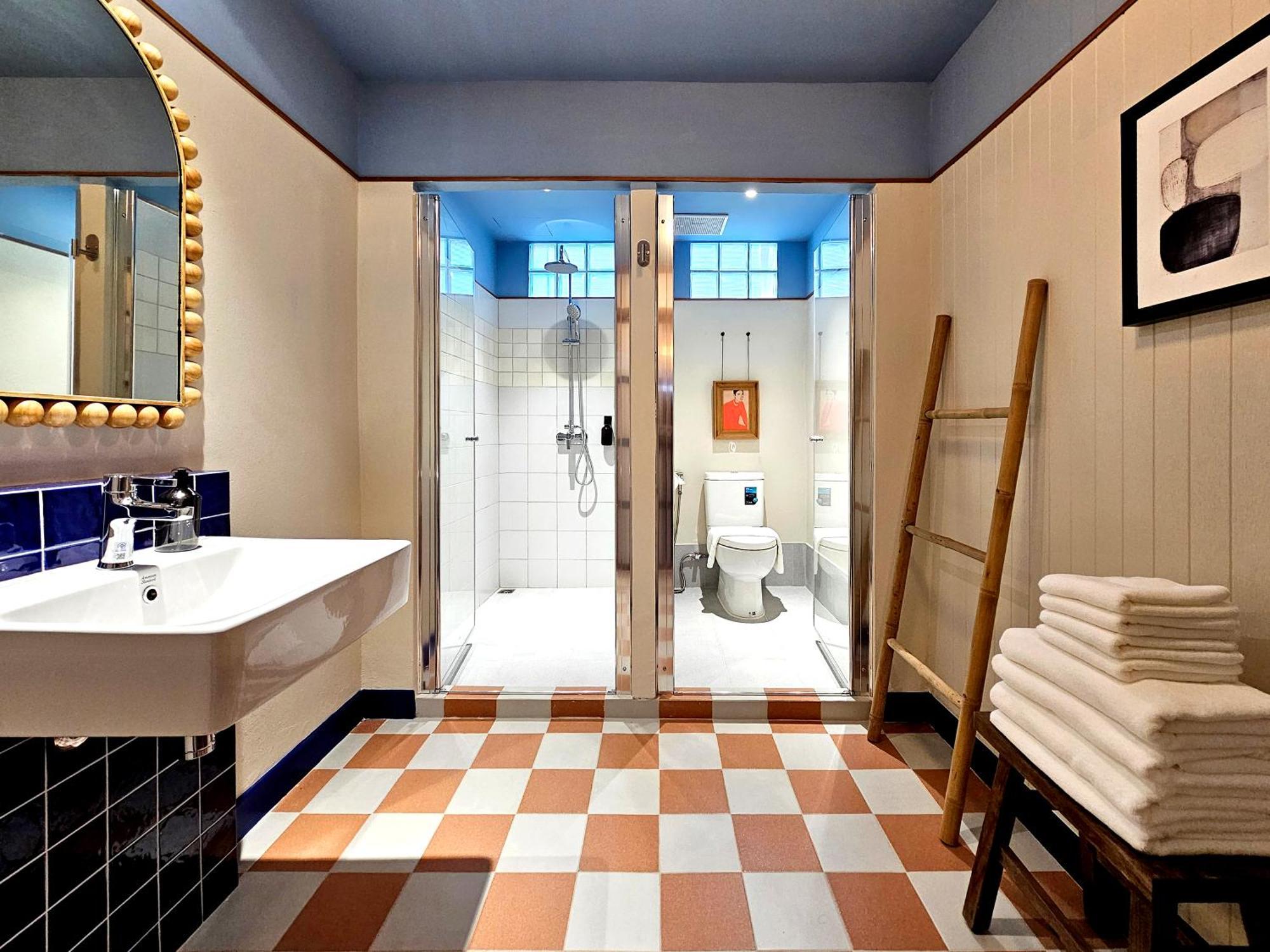 Blu Dock Restel Hotel