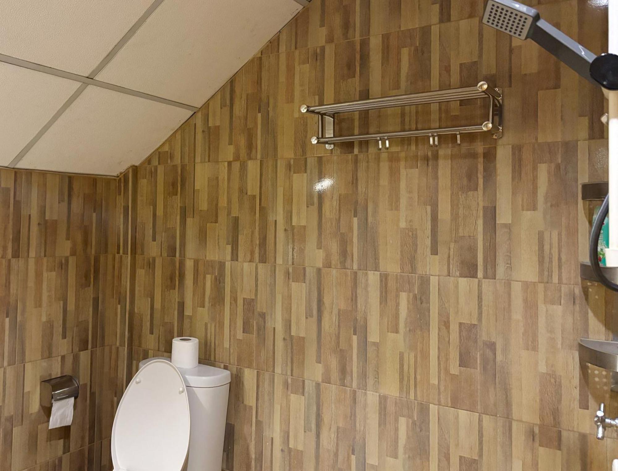Apamet Sukhumvit 55 Hotel